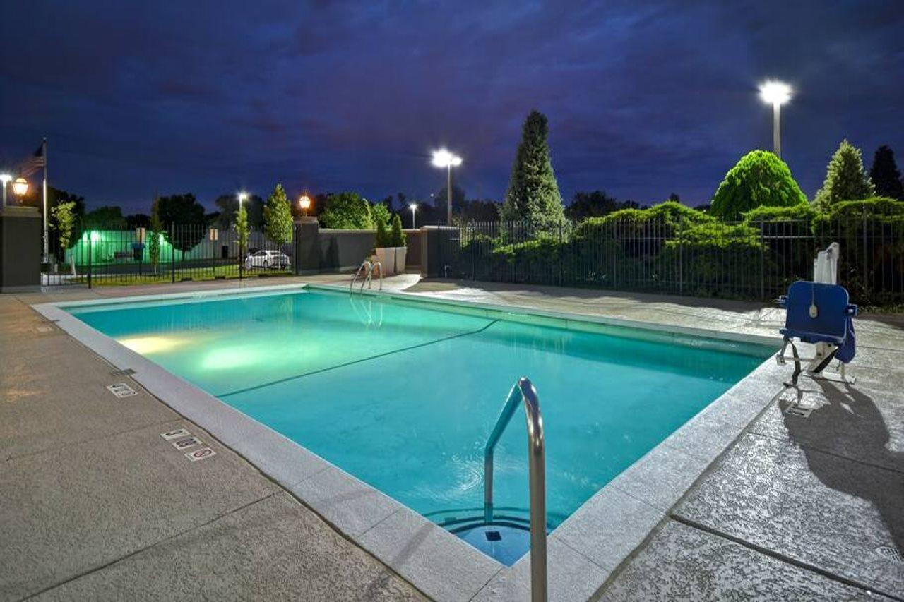 Hotel Doubletree By Hilton St. Louis Airport, Mo Woodson Terrace