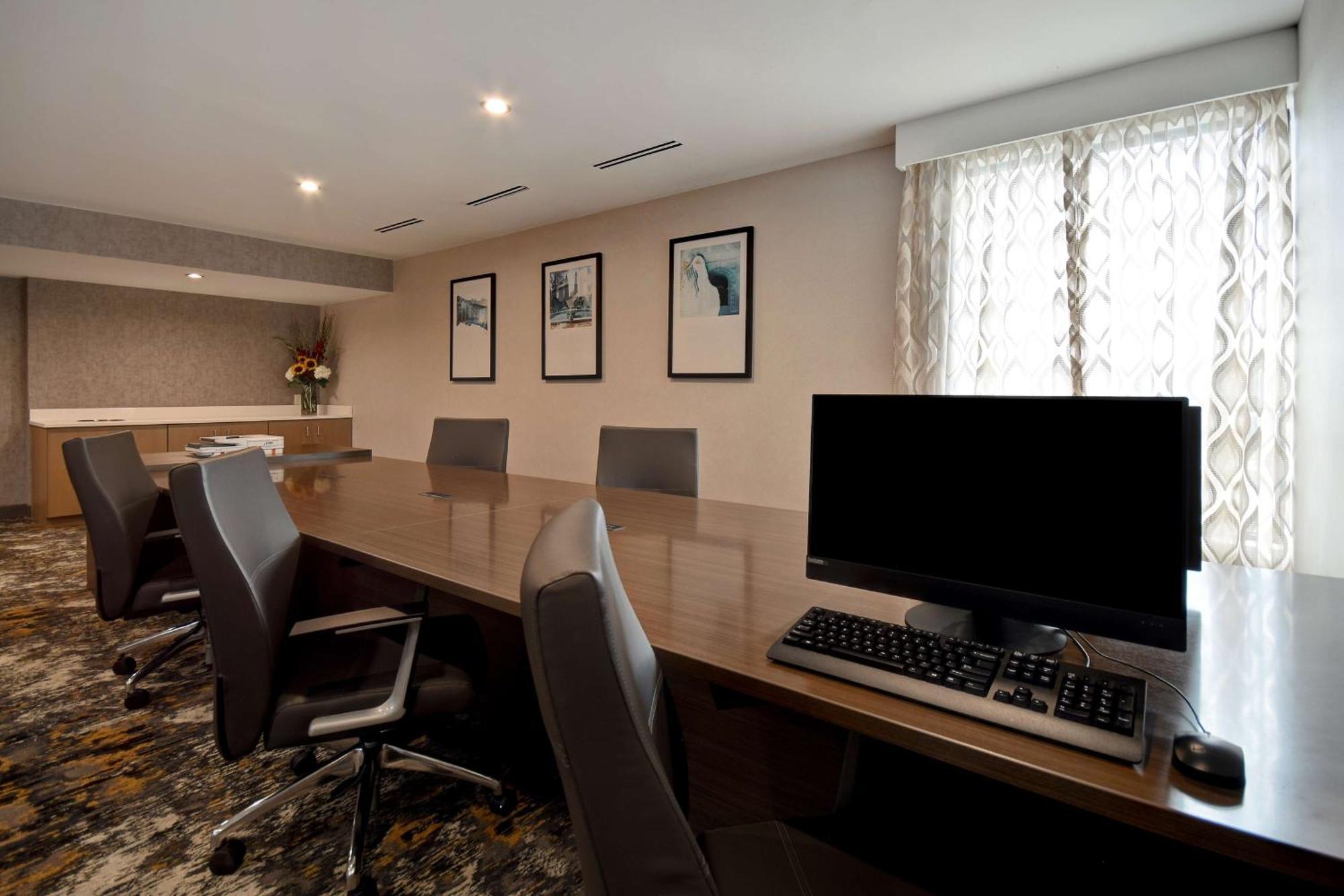 Doubletree By Hilton St. Louis Airport, Mo Hotel Woodson Terrace