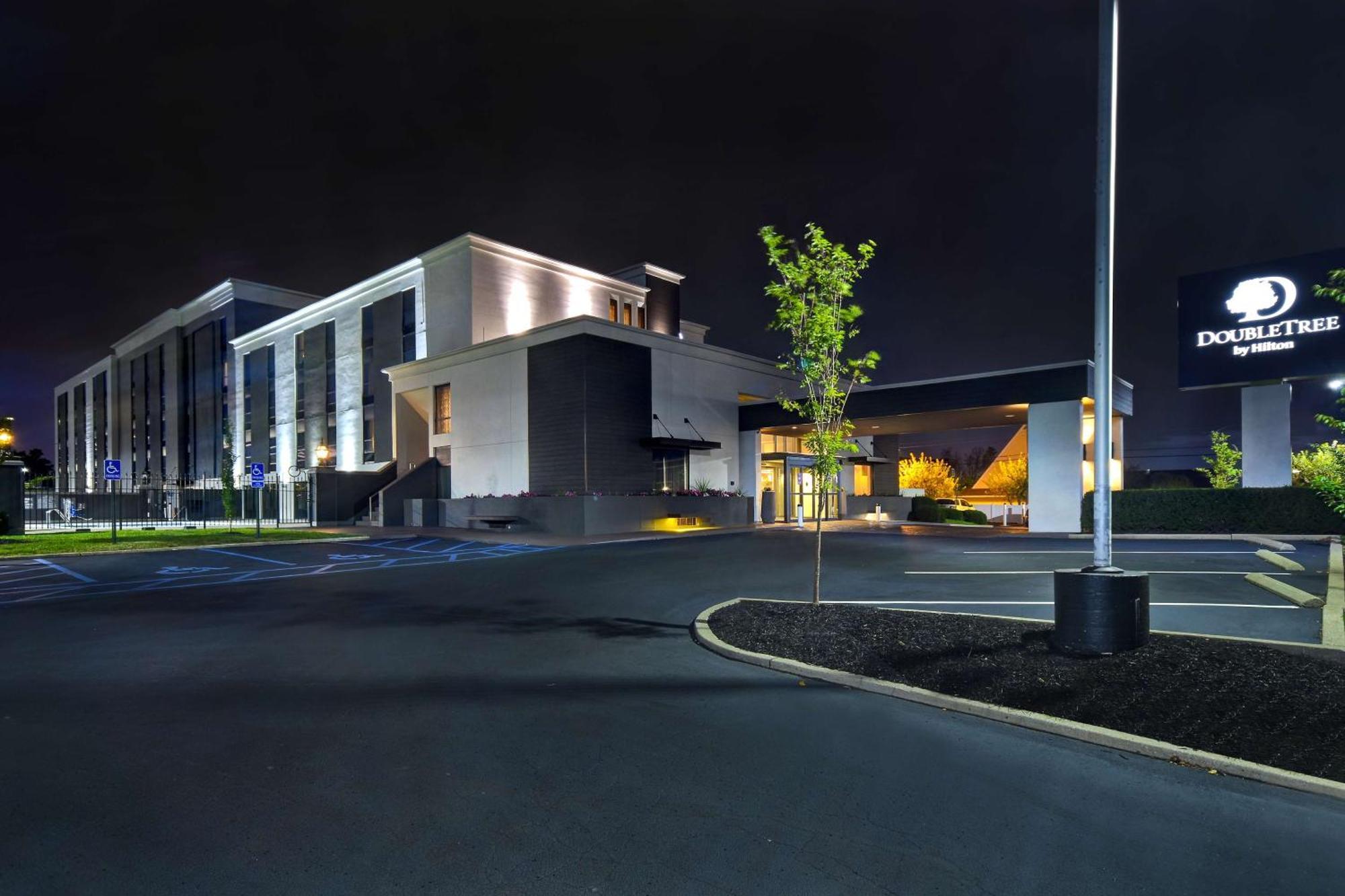 Doubletree By Hilton St. Louis Airport, Mo Hotel