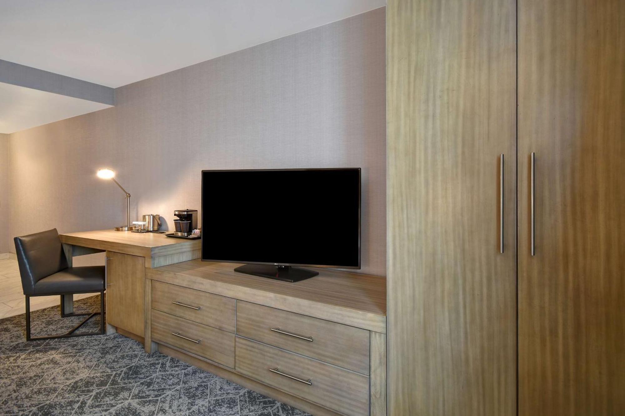 Hotel Doubletree By Hilton St. Louis Airport, Mo
