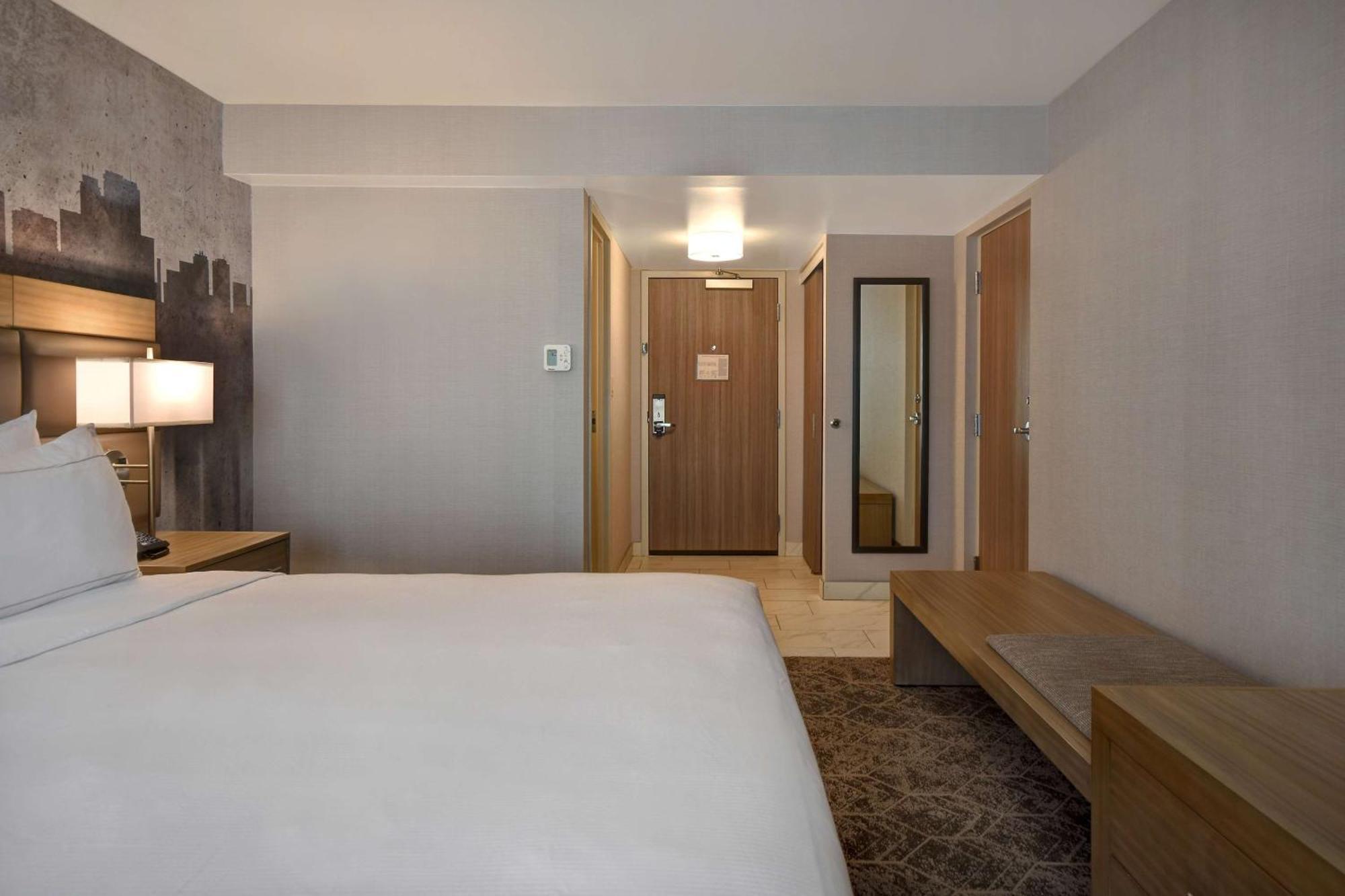 Doubletree By Hilton St. Louis Airport, Mo 4*